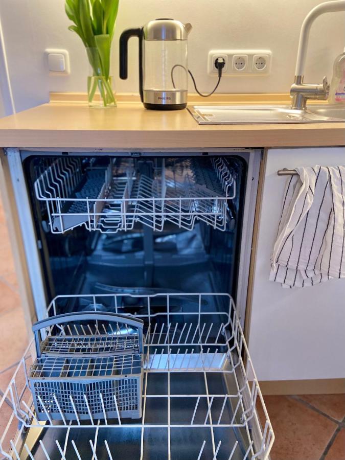 Traumhafte 115 Qm Ferienwohnung Am Steinhuder Meer, Ruhig, Komfortabel, Loggia, Parkplatz, Wifi Wunstorf Dış mekan fotoğraf