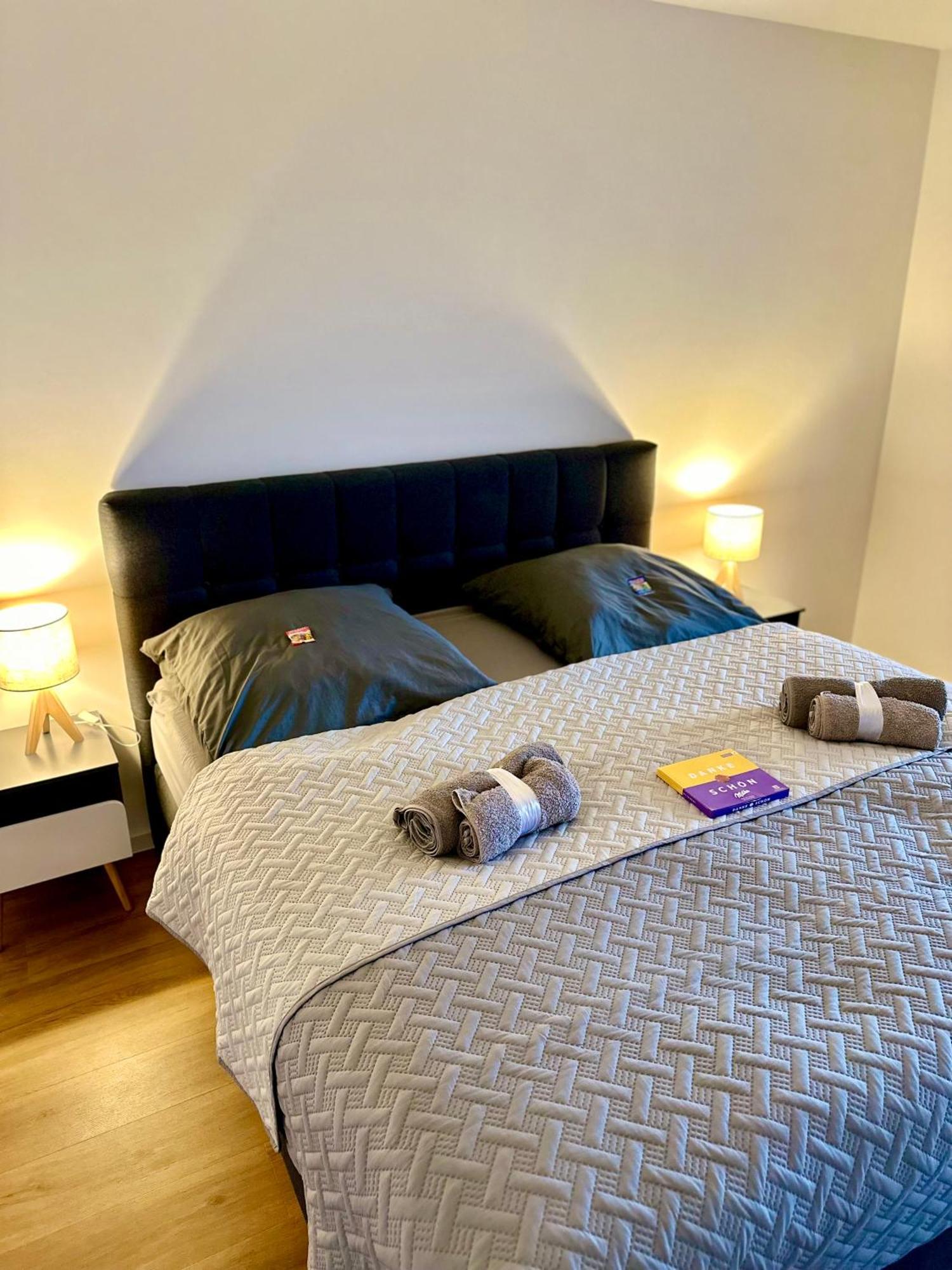 Traumhafte 115 Qm Ferienwohnung Am Steinhuder Meer, Ruhig, Komfortabel, Loggia, Parkplatz, Wifi Wunstorf Dış mekan fotoğraf