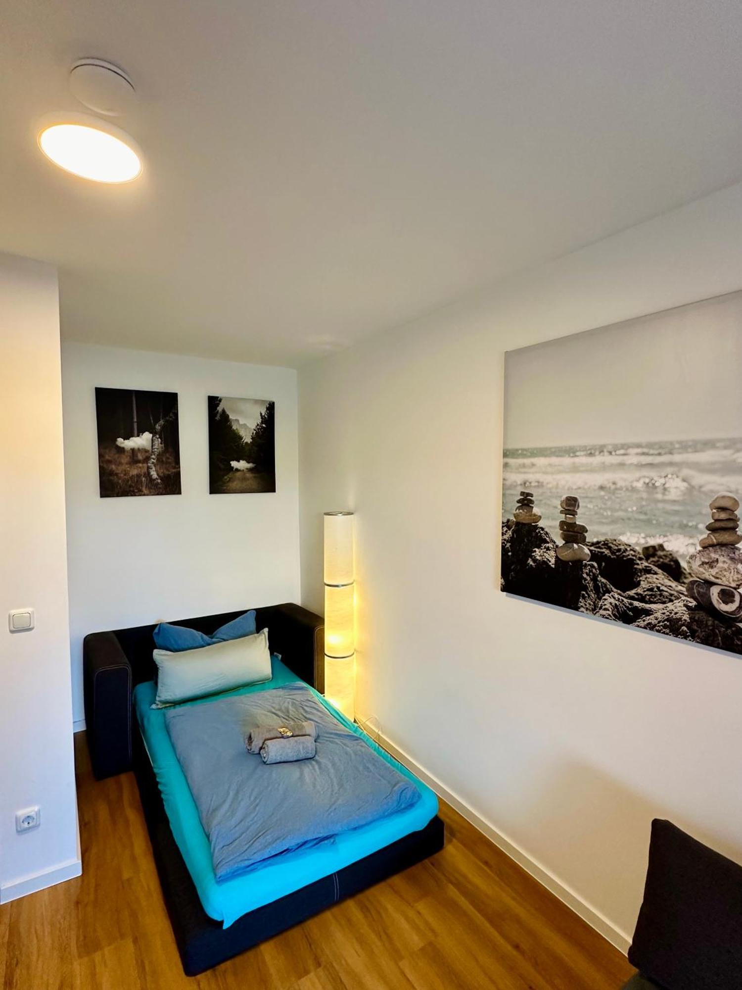 Traumhafte 115 Qm Ferienwohnung Am Steinhuder Meer, Ruhig, Komfortabel, Loggia, Parkplatz, Wifi Wunstorf Dış mekan fotoğraf